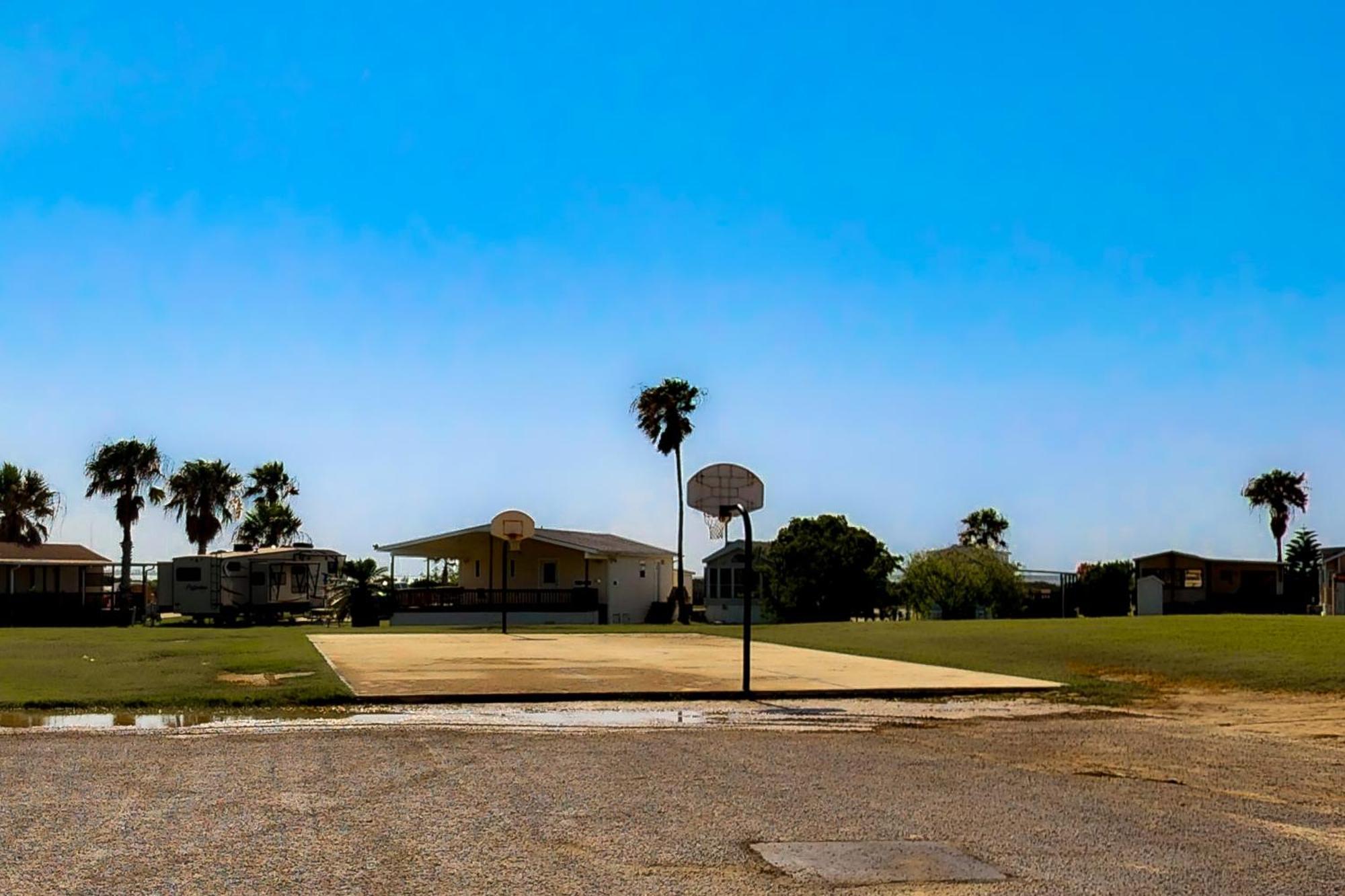 Long Island Village Unit 831 Port Isabel Eksteriør bilde